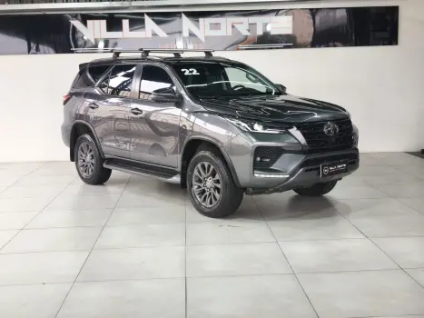 TOYOTA Hilux SW4 2.8 16V 4P SRX 4X4 7 LUGARES TURBO DIESEL AUTOM�TICO, Foto 3