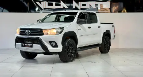 TOYOTA Hilux SW4 2.8 4P 4X4 TURBO DIESEL, Foto 1