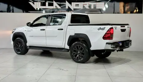 TOYOTA Hilux SW4 2.8 4P 4X4 TURBO DIESEL, Foto 4