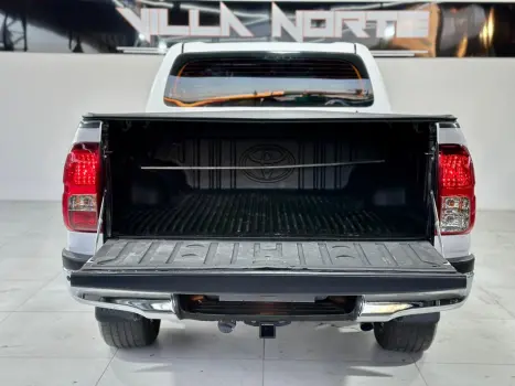 TOYOTA Hilux SW4 2.8 4P 4X4 TURBO DIESEL, Foto 20