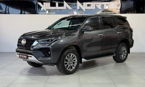 TOYOTA Hilux SW4 2.8 16V 4P SRX 4X4 7 LUGARES TURBO DIESEL AUTOM�TICO, Foto 1