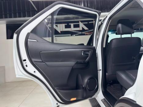 TOYOTA Hilux SW4 2.8 16V 4P SRX PLATINUM 4X4 TURBO DIESEL AUTOM�TICO, Foto 10