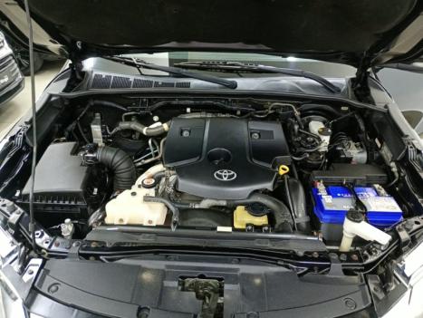 TOYOTA Hilux SW4 2.8 16V 4P SRX 4X4 7 LUGARES TURBO DIESEL AUTOMÁTICO, Foto 12