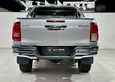 TOYOTA Hilux SW4 2.8 4P 4X4 TURBO DIESEL, Foto 5