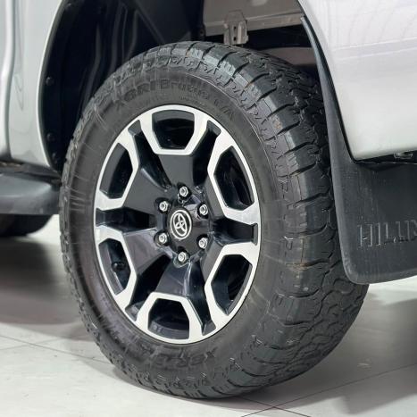 TOYOTA Hilux SW4 2.8 4P 4X4 TURBO DIESEL, Foto 8