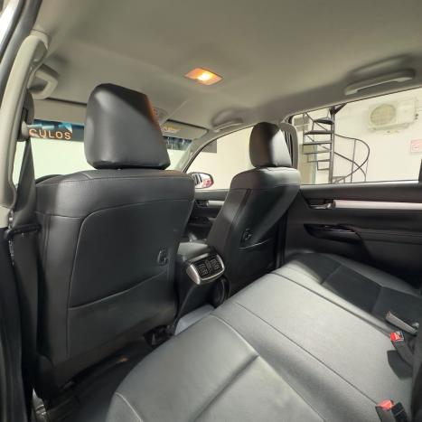 TOYOTA Hilux SW4 2.8 4P 4X4 TURBO DIESEL, Foto 10