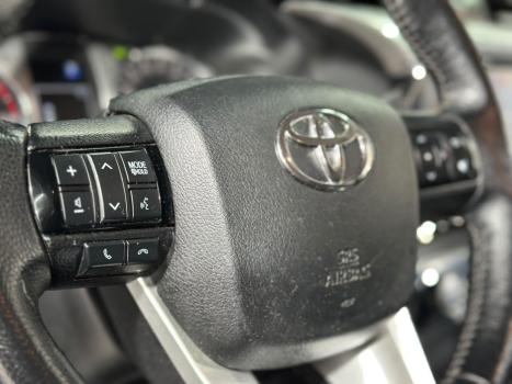 TOYOTA Hilux SW4 2.8 4P 4X4 TURBO DIESEL, Foto 23