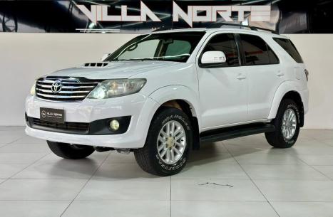 TOYOTA Hilux SW4 3.0 16V 4P SRV 4X4 7 LUGARES TURBO DIESEL AUTOM�TICO, Foto 2