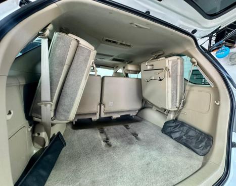 TOYOTA Hilux SW4 3.0 16V 4P SRV 4X4 7 LUGARES TURBO DIESEL AUTOM�TICO, Foto 8