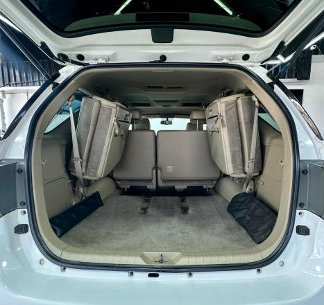 TOYOTA Hilux SW4 3.0 16V 4P SRV 4X4 7 LUGARES TURBO DIESEL AUTOM�TICO, Foto 9