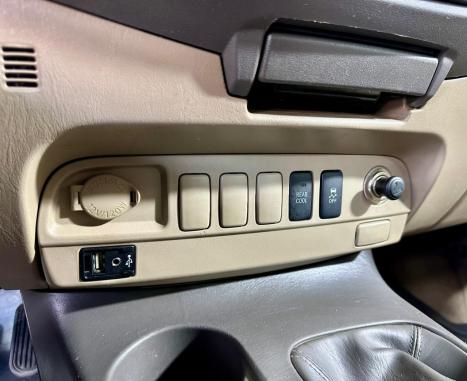 TOYOTA Hilux SW4 3.0 16V 4P SRV 4X4 7 LUGARES TURBO DIESEL AUTOM�TICO, Foto 13