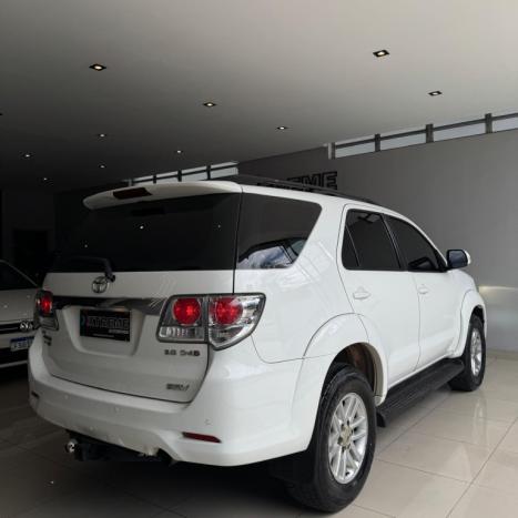 TOYOTA Hilux SW4 3.0 16V 4P SRV 4X4 7 LUGARES TURBO DIESEL AUTOMÁTICO, Foto 3