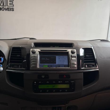 TOYOTA Hilux SW4 3.0 16V 4P SRV 4X4 7 LUGARES TURBO DIESEL AUTOMÁTICO, Foto 12