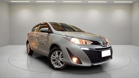 TOYOTA Yaris Hatch 1.3 16V 4P FLEX XL, Foto 2