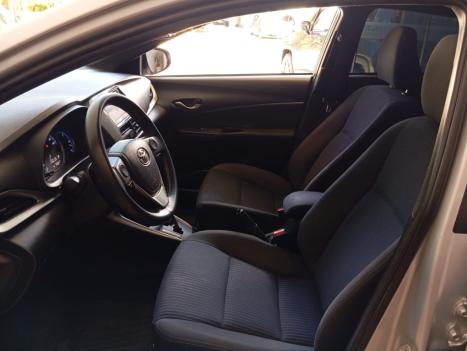 TOYOTA Yaris Hatch 1.5 16V 4P FLEX XL MULTIDRIVE AUTOMTICO CVT, Foto 6