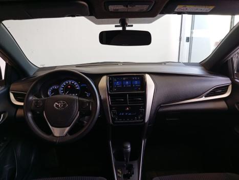 TOYOTA Yaris Hatch 1.5 16V 4P FLEX XL MULTIDRIVE AUTOMTICO CVT, Foto 8