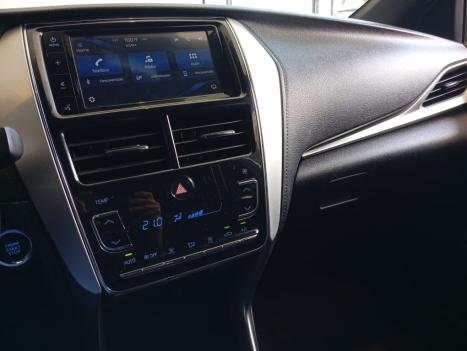 TOYOTA Yaris Hatch 1.5 16V 4P FLEX XL MULTIDRIVE AUTOMTICO CVT, Foto 9