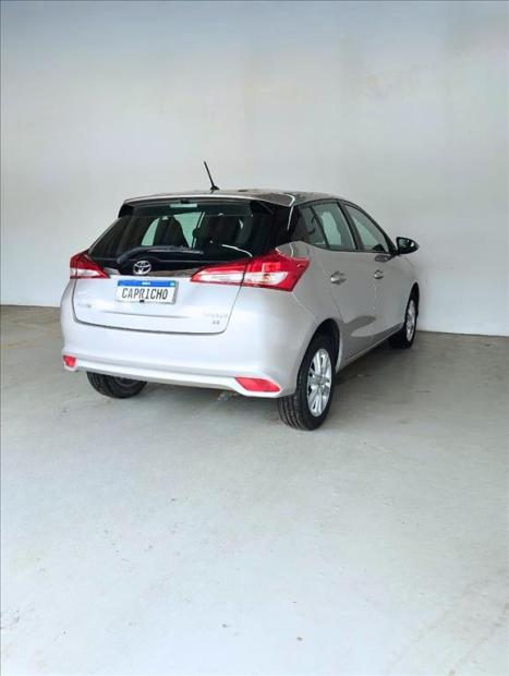 TOYOTA Yaris Hatch 1.3 16V 4P FLEX XL MULTIDRIVE AUTOM�TICO CVT, Foto 6
