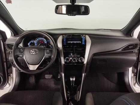 TOYOTA Yaris Hatch 1.3 16V 4P FLEX XL MULTIDRIVE AUTOM�TICO CVT, Foto 14