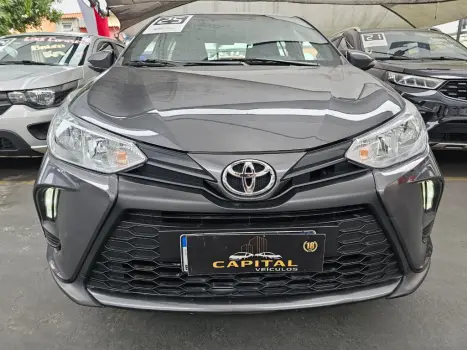 TOYOTA Yaris Hatch 1.5 16V 4P FLEX XL MULTIDRIVE AUTOM�TICO CVT, Foto 3