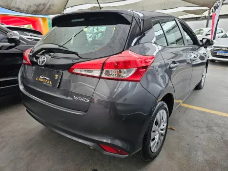 TOYOTA Yaris Hatch 1.5 16V 4P FLEX XL MULTIDRIVE AUTOM�TICO CVT, Foto 10