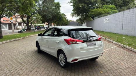 TOYOTA Yaris Hatch 1.3 16V 4P FLEX XL MULTIDRIVE AUTOMÁTICO CVT, Foto 5