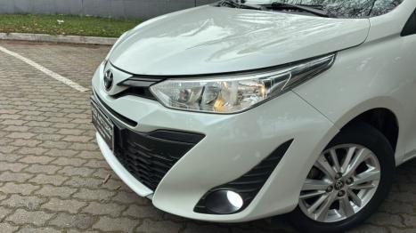 TOYOTA Yaris Hatch 1.3 16V 4P FLEX XL MULTIDRIVE AUTOMÁTICO CVT, Foto 6