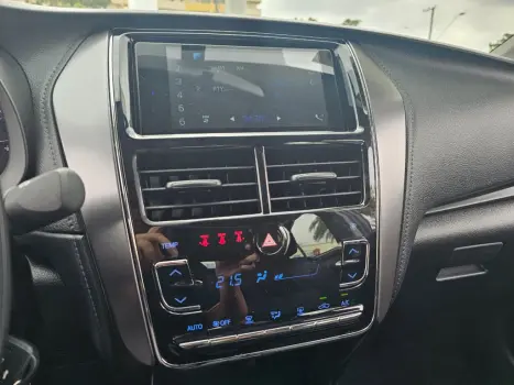 TOYOTA Yaris Sedan 1.5 16V 4P FLEX XL LIVE MULTIDRIVE AUTOM�TICO CVT, Foto 6