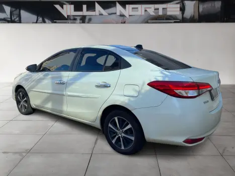 TOYOTA Yaris Sedan 1.5 16V 4P FLEX XLS MULTIDRIVE AUTOM�TICO CVT, Foto 3