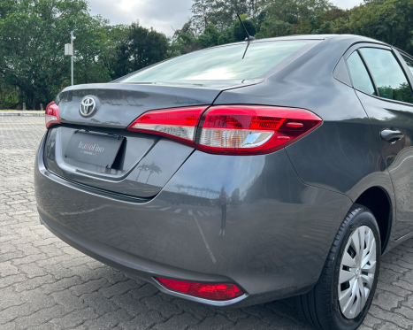 TOYOTA Yaris Sedan 1.5 16V 4P FLEX XL MULTIDRIVE AUTOM�TICO CVT, Foto 3