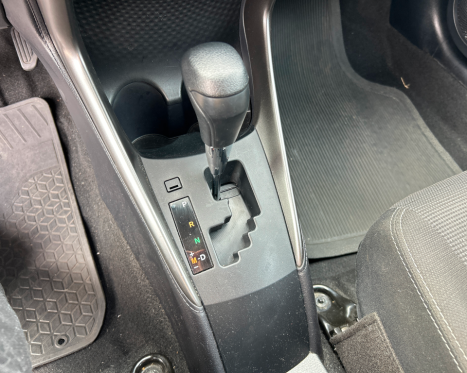 TOYOTA Yaris Sedan 1.5 16V 4P FLEX XL MULTIDRIVE AUTOM�TICO CVT, Foto 10
