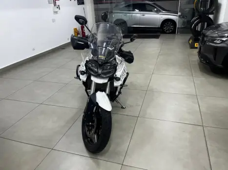 TRIUMPH Tiger 800 XRT, Foto 1