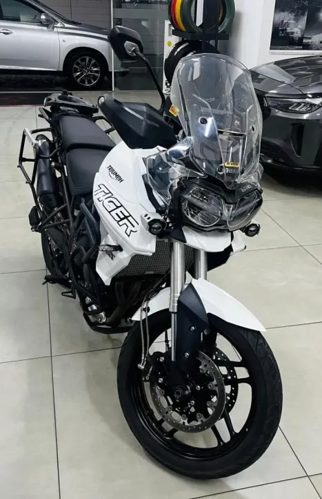 TRIUMPH Tiger 800 XRT, Foto 2