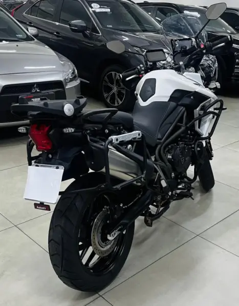 TRIUMPH Tiger 800 XRT, Foto 4