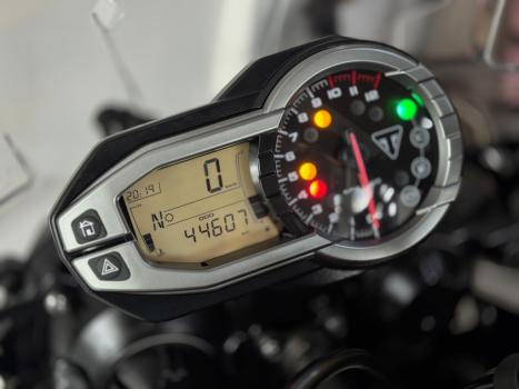 TRIUMPH Tiger 800 XR, Foto 14