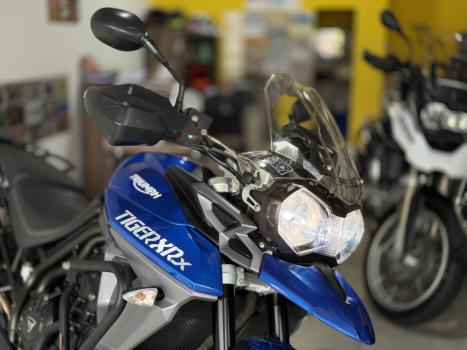 TRIUMPH Tiger 800 XRX, Foto 2