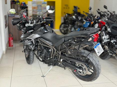 TRIUMPH Tiger 800 XR, Foto 11