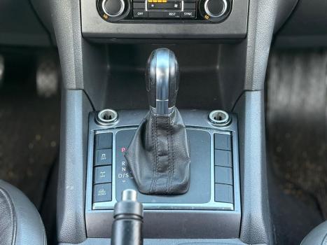 VOLKSWAGEN Amarok 2.0 16V 4X4 CABINE DUPLA HIGHLINE TURBO INTERCOOLER AUTOMTICO, Foto 9