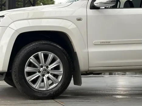 VOLKSWAGEN Amarok 2.0 16V 4X4 CABINE DUPLA HIGHLINE TURBO INTERCOOLER AUTOM�TICO, Foto 7