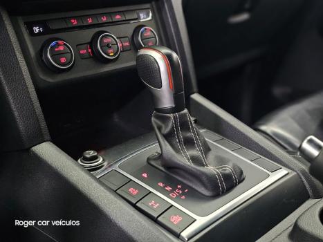 VOLKSWAGEN Amarok 3.0 V6 CABINE DUPLA CONFORT 4X4 TURBO INTERCOOLER AUTOMTICO, Foto 12