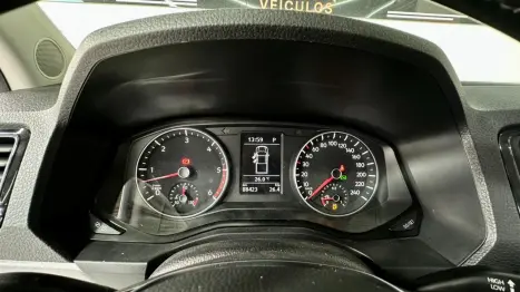 VOLKSWAGEN Amarok 3.0 V6 CABINE DUPLA COMFORT 4X4 TURBO INTERCOOLER AUTOM�TICO, Foto 9