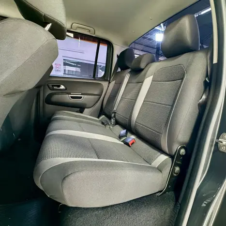 VOLKSWAGEN Amarok 3.0 V6 CABINE DUPLA COMFORT 4X4 TURBO INTERCOOLER AUTOM�TICO, Foto 23