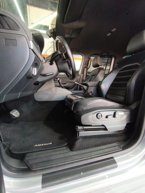 VOLKSWAGEN Amarok 3.0 V6 CABINE DUPLA HIGHLINE EXTREME 4X4 TURBO INTERCOOLER AUTOM�TICO, Foto 29