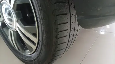 VOLKSWAGEN Cross UP 1.0 12V 4P TSI FLEX, Foto 11