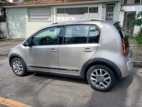 VOLKSWAGEN Cross UP 1.0 12V 4P FLEX, Foto 2