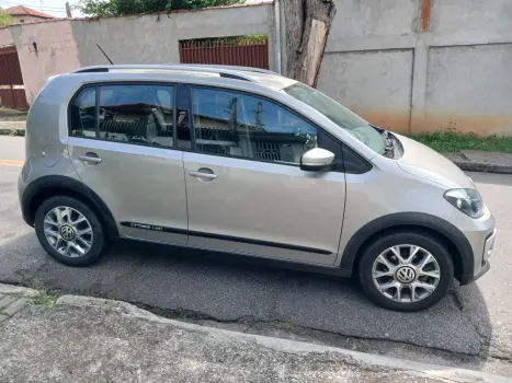 VOLKSWAGEN Cross UP 1.0 12V 4P FLEX, Foto 3