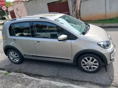 VOLKSWAGEN Cross UP 1.0 12V 4P FLEX, Foto 5