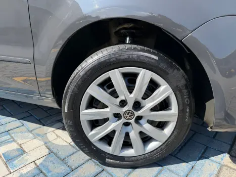 VOLKSWAGEN Fox 1.0, Foto 17