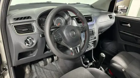 VOLKSWAGEN Fox 1.6 16V 4P MSI HIGHLINE FLEX, Foto 13