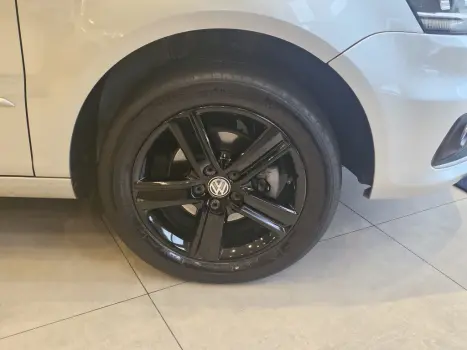 VOLKSWAGEN Fox 1.6 4P COMFORTLINE FLEX, Foto 7 VOLKSWAGEN Fox 1.6 4P COMFORTLINE FLEX, Foto 7